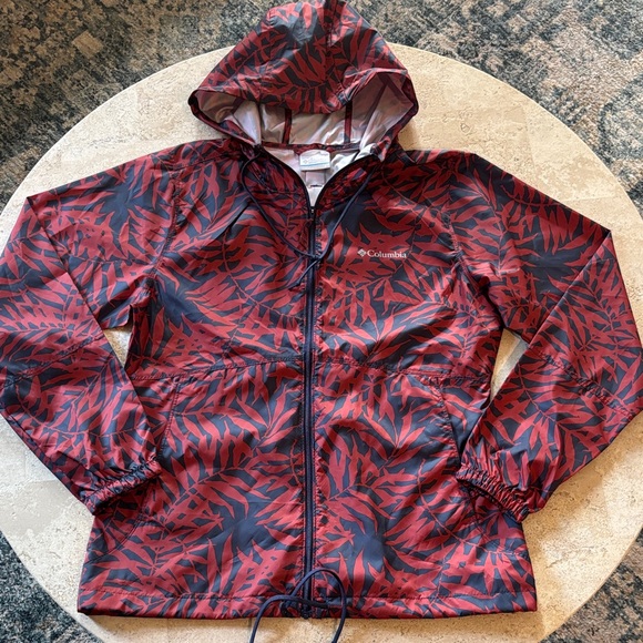 Columbia women’s size Small Red and Navy lightweight Hooded rain jacket - Picture 1 of 5